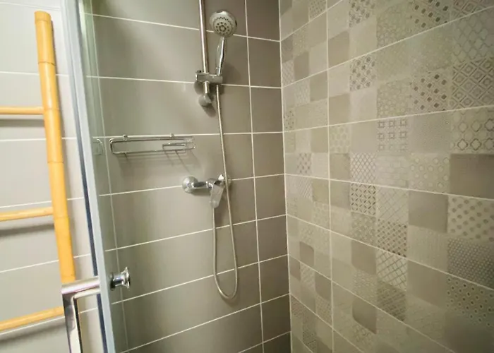 Apartamento 4 Pers Climatisé Parking Piscine Proche Des Plages Ménage Inclus - V0816 *