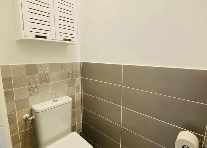 Apartamento 4 Pers Climatisé Parking Piscine Proche Des Plages Ménage Inclus - V0816 *