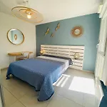 4 Pers Climatisé Parking Piscine Proche Des Plages Ménage Inclus - V0816 *