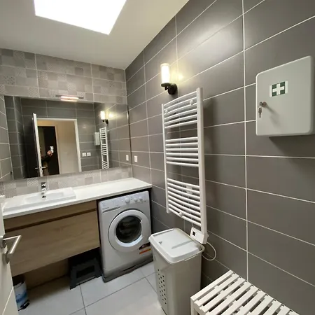 Apartment 4 Pers Climatise Parking Piscine Proche Des Plages Menage Inclus - V0816 Vias